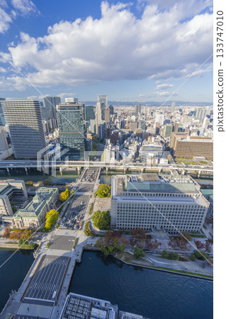 Osaka: View of the Nakanoshima area from a high-rise building in Yodoyabashi 133747010