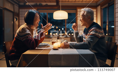 一對六十多歲的日本夫婦的趣味餐桌 133749007