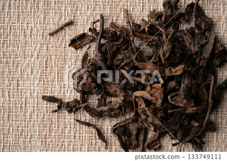 烏龍茶葉特寫 烏龍茶葉特寫 133749111