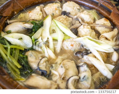 鮮香濃鬱的蠔仔火鍋,點亮冬日時光 鮮香濃鬱的蠔仔火鍋,點亮冬日時光 133750217
