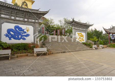 Luoquan Pagoda with blue sky in Dali, China  133753802