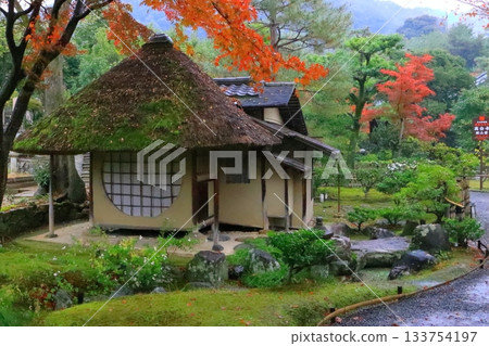 Kodaiji Temple in autumn (Ihoan, Kyoto City) 133754197