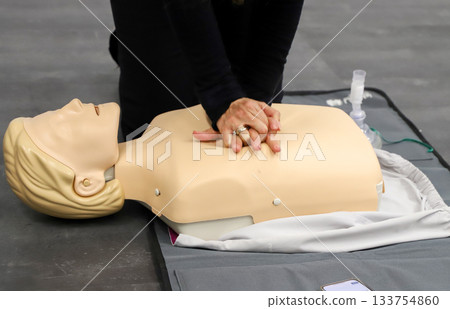 first aid course - company safety - cardiac massage - Basic Life Support first aid course - company safety - cardiac massage - Basic Life Support 133754860