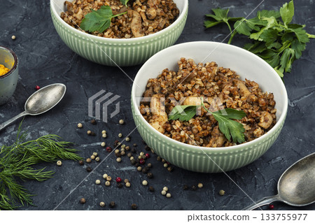 Buckwheat porridge cooked with chicken 133755977