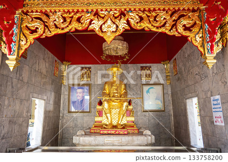 Golden memorial statue inside Wat Chana Songkhram, Bangkok Golden memorial statue inside Wat Chana Songkhram, Bangkok 133758200