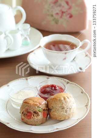 Delicious scones and tea 133759271