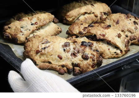 Freshly baked stollen 133760196
