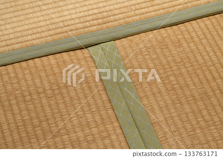 Texture that emphasizes the natural weave of tatami mats Texture that emphasizes the natural weave of tatami mats 133763171