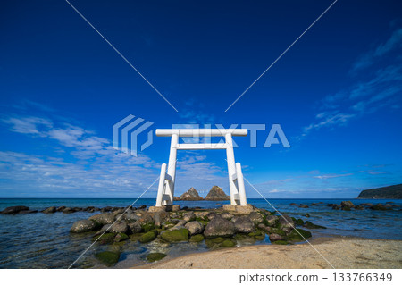 糸島櫻井二見浦的情侶岩 133766349