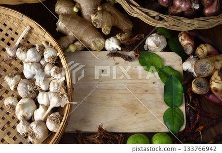 Top view of various Thai spices are prepared on a wooden kitchen table. ready for cooking 133766942