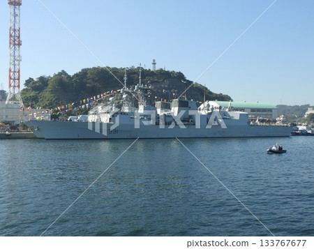 加拿大皇家海軍哈利法克斯級護衛艦 FFH-331 溫哥華號 加拿大皇家海軍哈利法克斯級護衛艦 FFH-331 溫哥華號 133767677