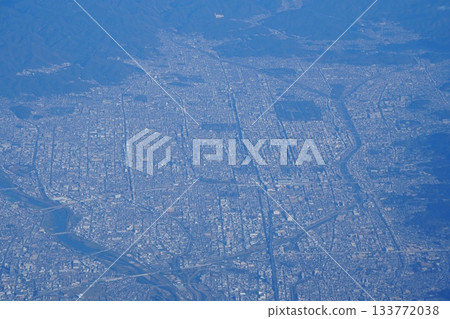 Cityscape from an airplane: Tokyo Cityscape from an airplane: Tokyo 133772038