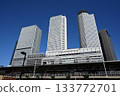 名古屋7號站的景色，抬頭仰望藍天下的摩天大樓。 133772701
