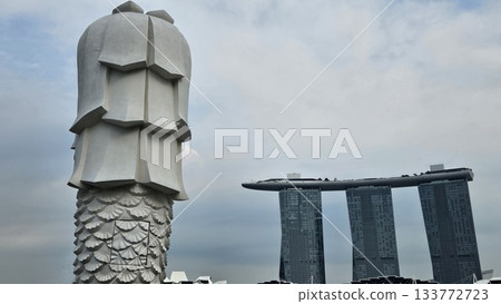 This is the symbol of Singapore, the Merlion. This is the symbol of Singapore, the Merlion. 133772723