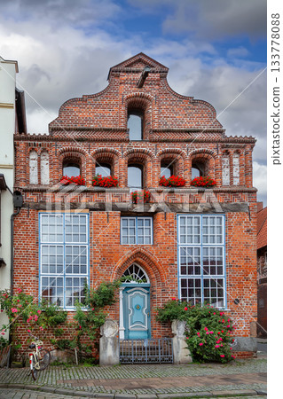 Historecal house in Luneburg, Germany Historecal house in Luneburg, Germany 133778088