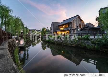 Sawara townscape at dusk Sawara townscape at dusk 133783002