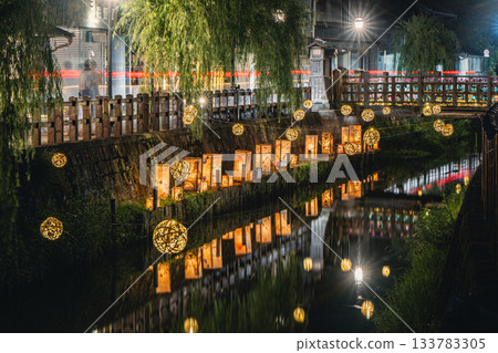 Evening lights along the Onogawa River and the townscape of Sawara Bamboo ball lights 133783305