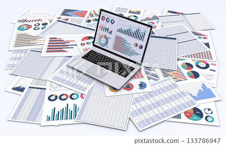筆記型電腦上顯示著業務文件和數據 133786947