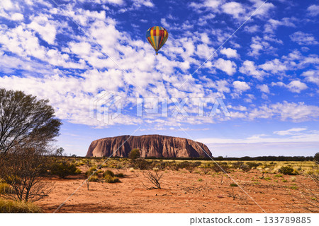 Spectacular views of Uluru, a World Heritage Site in Australia 133789885
