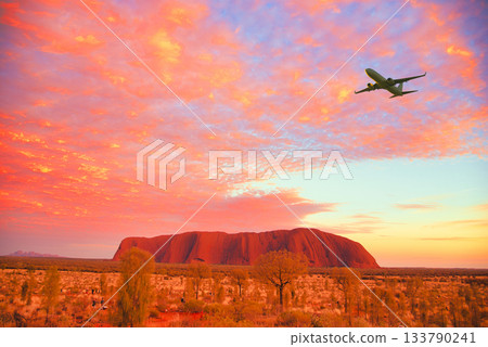 Spectacular views of Uluru, a World Heritage Site in Australia Spectacular views of Uluru, a World Heritage Site in Australia 133790241