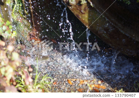 Water droplets of water 133790407