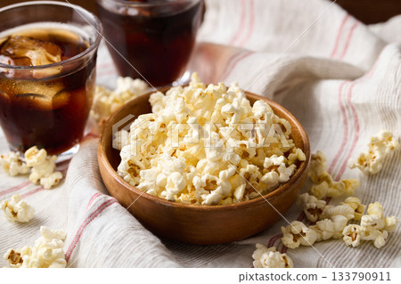 Popcorn served on a plate 133790911
