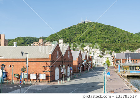 Popular tourist attractions in Hakodate, Hokkaido: Kanemori Red Brick Warehouse and Mount Hakodate Popular tourist attractions in Hakodate, Hokkaido: Kanemori Red Brick Warehouse and Mount Hakodate 133793517