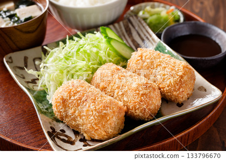 土豆炸丸子 土豆炸丸子 133796670