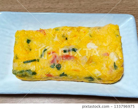 Thick omelet with crab sticks 133796975