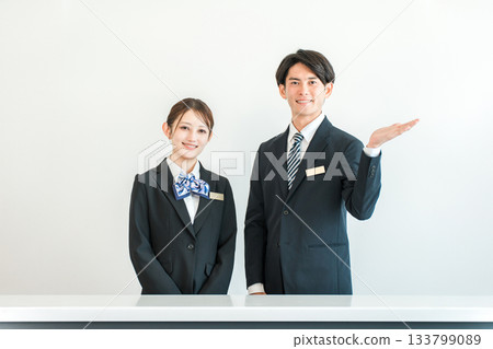 Counter, concierge, hotelier, male and female front desk staff (guide, introduction, recommendation) Counter, concierge, hotelier, male and female front desk staff (guide, introduction, recommendation) 133799089