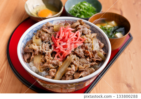 牛肉飯 133800288