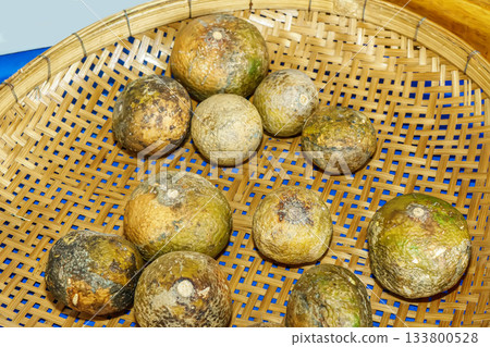 Feroniella lucida fruit basket 133800528