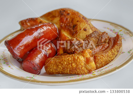 Grilled mixed meat platter 133800538