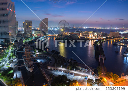 Kanagawa Prefecture: Dawn in the Yokohama Bay Area 133803199