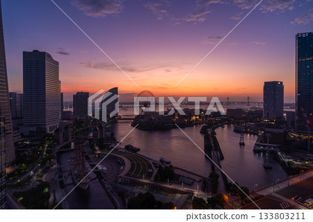 Kanagawa Prefecture: Dawn in the Yokohama Bay Area Kanagawa Prefecture: Dawn in the Yokohama Bay Area 133803211