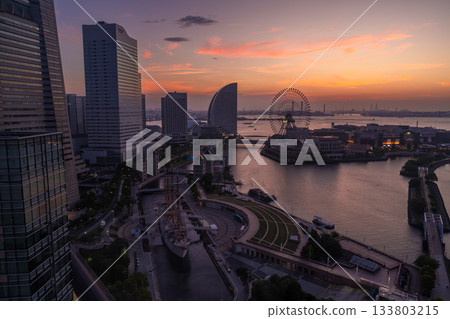 Kanagawa Prefecture: Dawn in the Yokohama Bay Area Kanagawa Prefecture: Dawn in the Yokohama Bay Area 133803215
