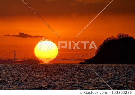 Daruma sunset Daruma sunset 133803286