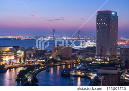 神奈川縣：橫濱灣地區的黎明 133803710