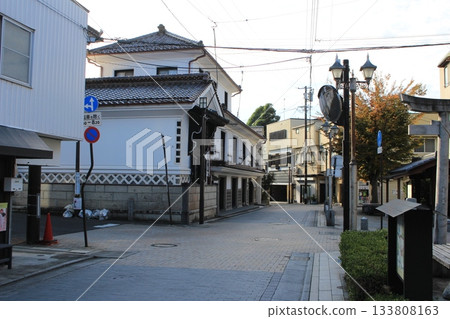 福島縣飯坂溫泉的街景：傳統的倉庫式溫泉旅館 133808163