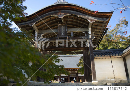 Ogurayama Nison-in Temple: The Imperial Envoy Gate with its dignified atmosphere 1 Ogurayama Nison-in Temple: The Imperial Envoy Gate with its dignified atmosphere 1 133817342