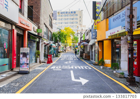 Morning view of Insadong, Seoul Morning view of Insadong, Seoul 133817703