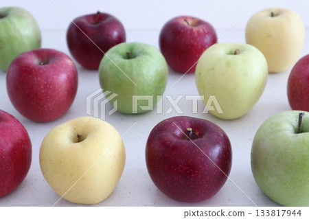 Various apples 133817944