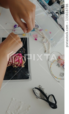 Creative Jewelry Arrangement and Design A Fusion of Artistry and Personal Expression in Accessories Creative Jewelry Arrangement and Design A Fusion of Artistry and Personal Expression in Accessories 133818786