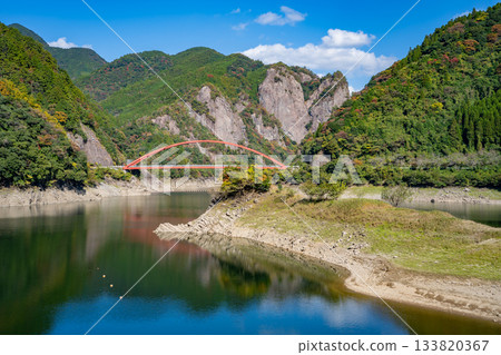 Hinatakami Dam and Heart Rock (Yame City) 133820367