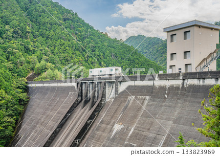 從愛知縣新城市眺望烏雷水壩 133823969