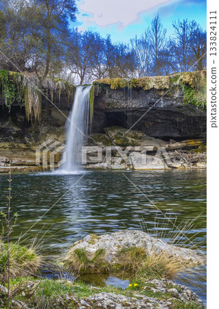 Jerea River Waterfall, Pedrosa de Tobalina, Spain 133824111