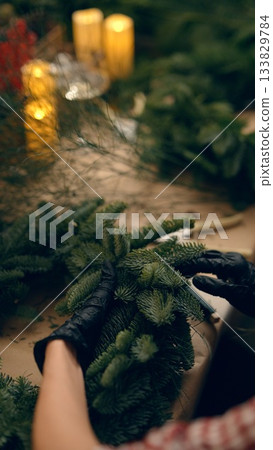 Artisanmade spruce arrangement providing cozy and inviting atmosphere 133829784