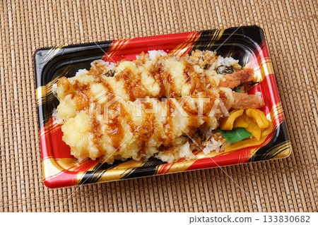 Shrimp Tempura Bento 133830682