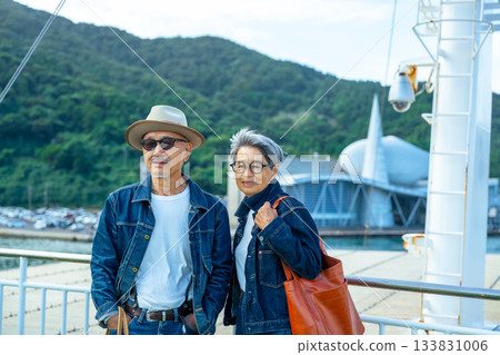 Senior couple on a cruise Senior couple on a cruise 133831006
