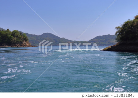 瀨戶船織的潮汐流,毗鄰能島(藝伎群島) 瀨戶船織的潮汐流,毗鄰能島(藝伎群島) 133831843